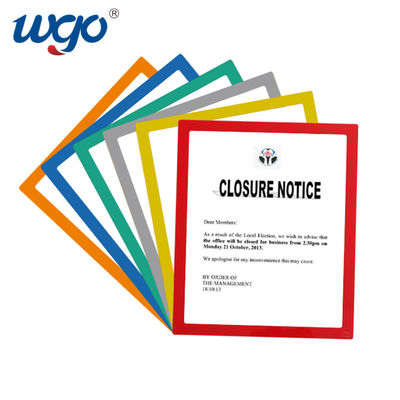 壁 に 装着 し て 取れる 写真 フレーム